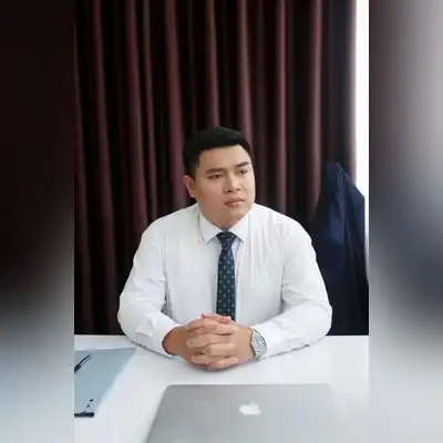庞薇欣